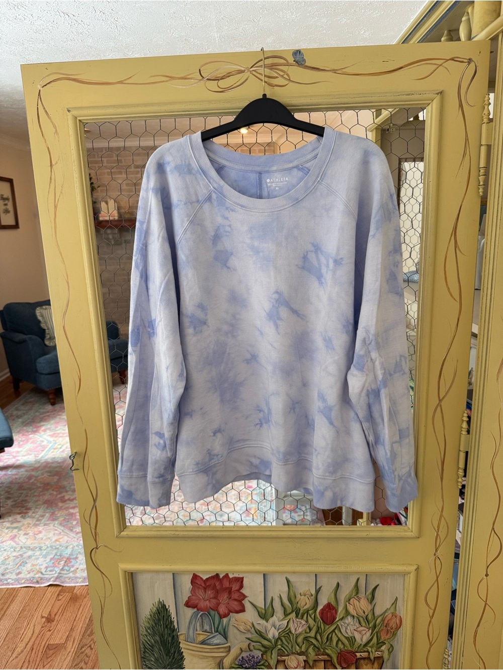 Athleta Light Blue Tie-Dye Crew Sweatshirt - Women's Top